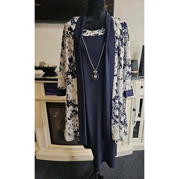 Roz & Ali Dresses & Skirts - Roz & Ali Dress Womens 2X Dress With Over Shawl Cardigan & Necklace